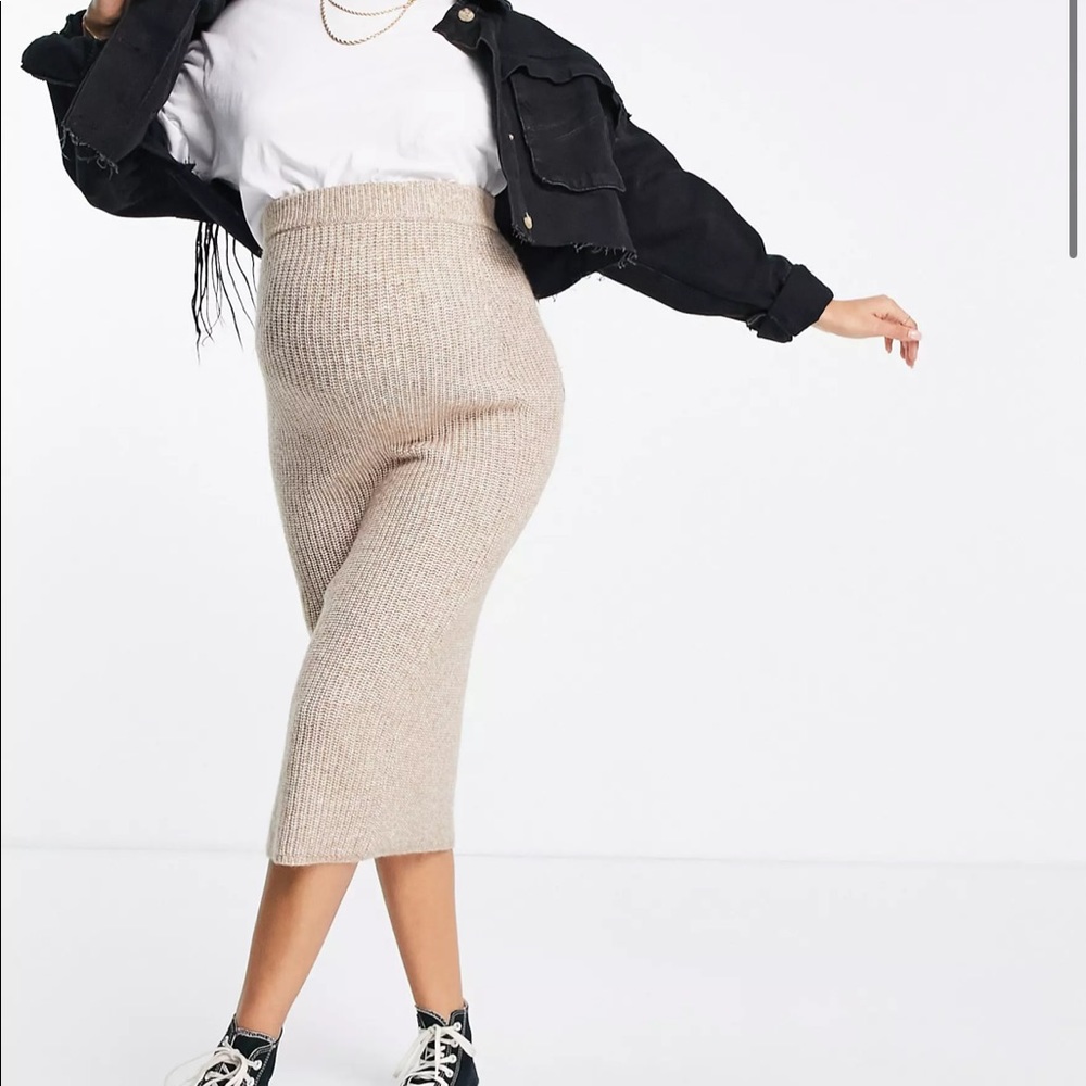 ASOS MATERNITY camel knitted skirt SIZE 8